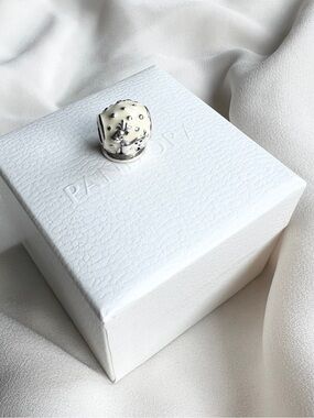 PANDORA SNOW GLOBE CHRISTMAS REINDEER CHARM